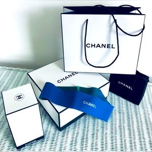 CHANEL 5 pc. Black & white gift box, fragrance box, 2 shopping bags & ribbons